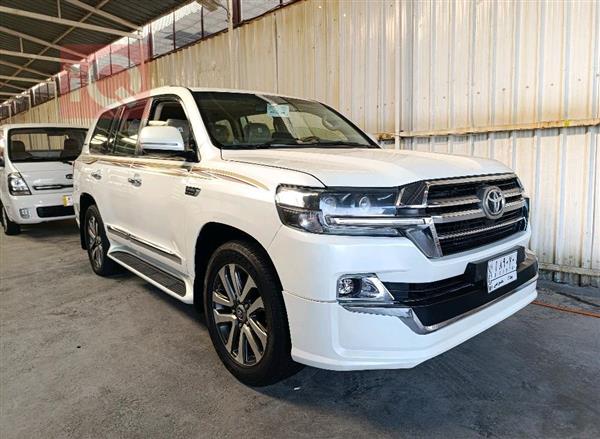 Toyota for sale in Iraq